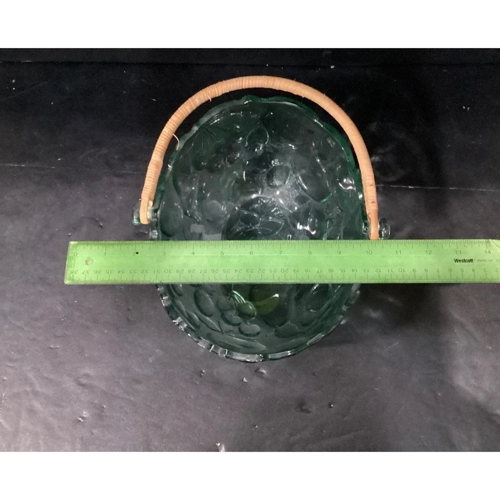 Vintage Libbey‎ Green Glass Orchard Fruit Basket With Wicker Handle ~ 10